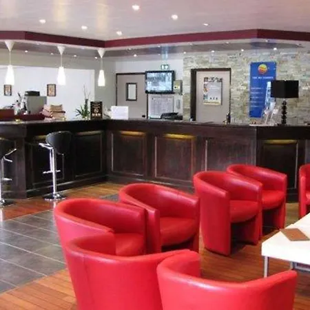 מלון Comfort Technoparc 3*